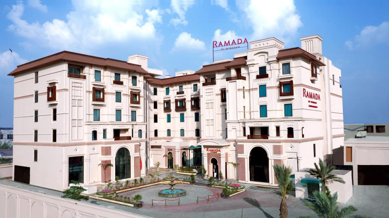 Ramada By Wyndham Lahore Gulberg II Hotel Kültér fotó