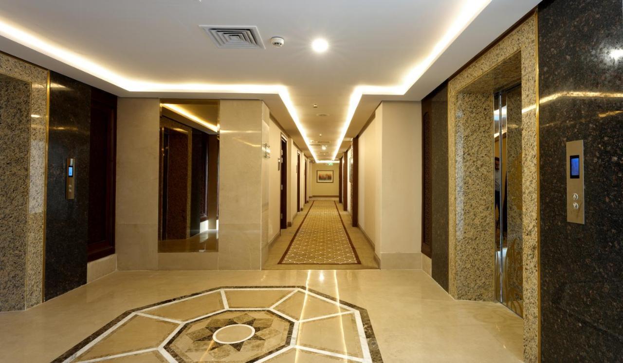 Ramada By Wyndham Lahore Gulberg II Hotel Kültér fotó